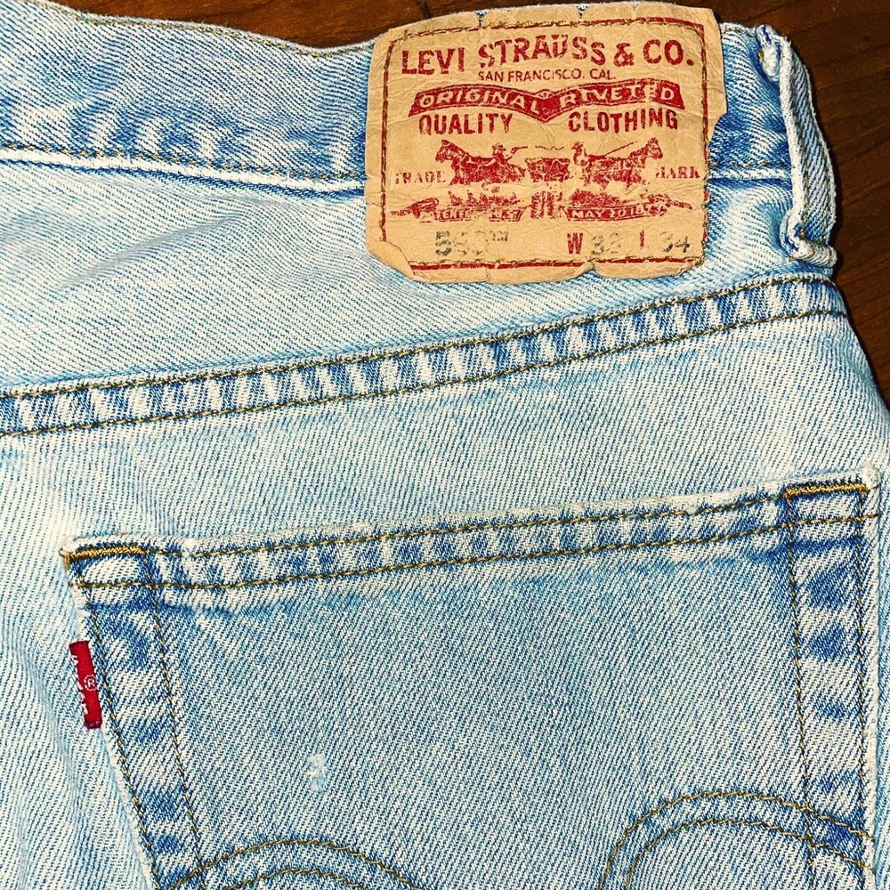 Vintage denim Levi’s shorts